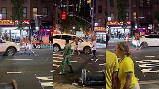 Muž pod vplyvom drog mával opaskom na vozidlá v New Yorku