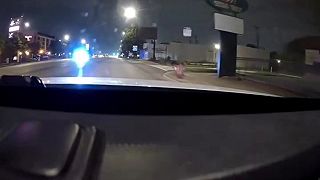video Štyria tínedžeri zahynuli pri páde pickupu z nadjazdu v Chicagu počas úteku