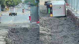 video Čínske autonómne vozidlo sa dostalo do problémov