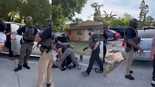 Ženy s deťmi sa dostali do konfliktu s agentmi imigračnej polície vo Floride