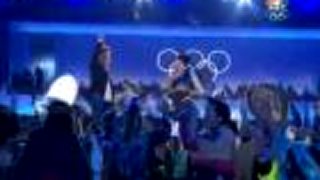 Nelly Furtado & Bryan Adams - Bang The Drum