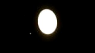 UFO pri Mesiaci 2010