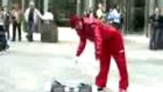 Old School Brothers, - POPPIN´ STREET SHOW IN VIENNA BRUISE  OS