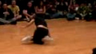 BREAKDANCE žENY - B Girl battle - A Bgirl battle i caught like 
