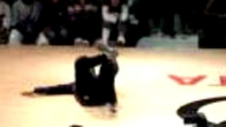 BREAKDANCE žENY - Bgirl Lady Flave & J onne VS Switzerland