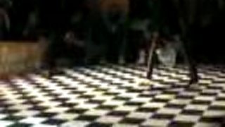BREAKDANCE žENY - Bgirl Firefly