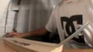 Fingerboarding
