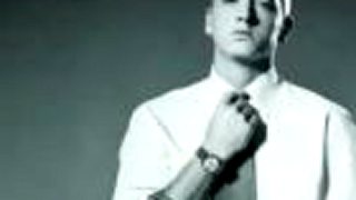 EMINEM - NOT AFRAID