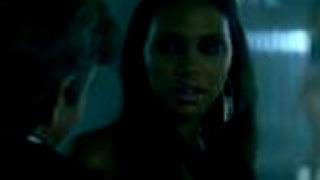 Akon - Smack That ft. Eminem