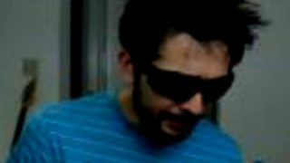 Joe Penna zas boduje