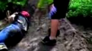 V lese na bicykloch