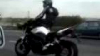 Ruský motorkár a jeho jazda