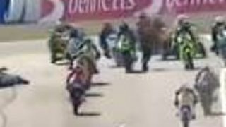 Zábavná nehoda na MotoGP