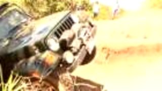 Jeep Rubicon vs Toyota FJ Cruiser Off - Road na Havaji