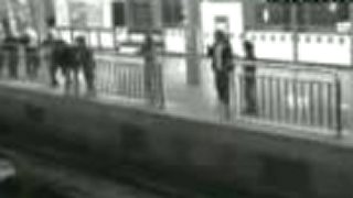 Pohotová žena zachránila samovraha