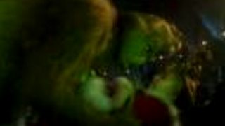 GRINCH vianocny film , Jim Carrey v hlavnej ulohe , Zeleny Skria