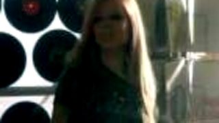 Avril Lavigne - What The Hell