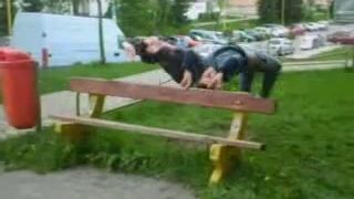 Mladí parkúristi