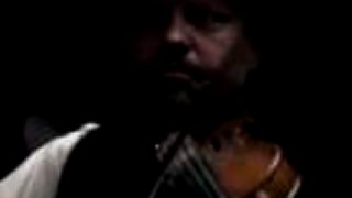 Banda - Tanec medzi črepinami