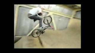 Zaujímavý trik na BMX