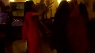 Mehndi dance 2