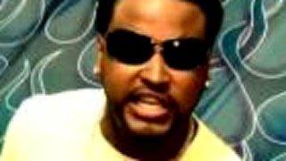 Zion - The Way She Moves ft. Akon