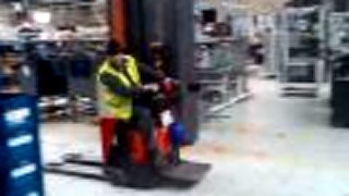 Logistika trochu inak