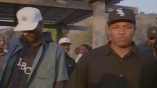 video Snoop Doggy Dogg ft. Dr. Dre - Nuthin But A G Thang