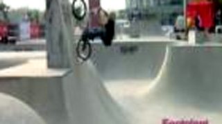 Super triky s BMX