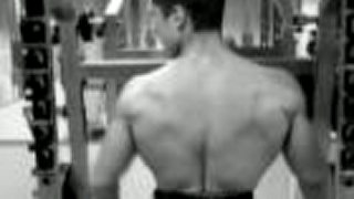 Bodybuilding motivation - Never Back Down