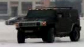 Hummer H2 a bláznenie na snehu