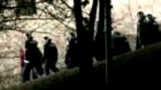 Protesty pokračujú