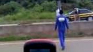 Policajt zastrelil koňa