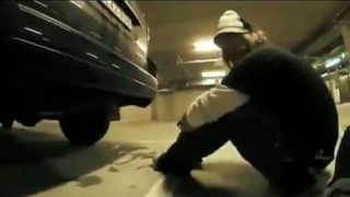 Polepil mu celé auto