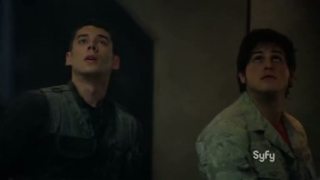 StarGate Universe - Ready to fall