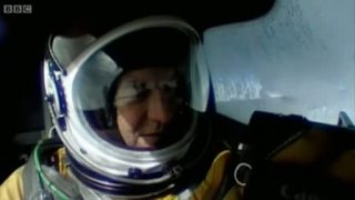 James May vo vesmíre