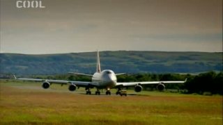 Auto vs. Motory Boeingu 747 cz
