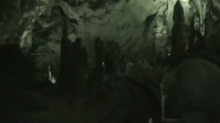 Môj tip na výlet:Na vláčiku v jaskyni.
