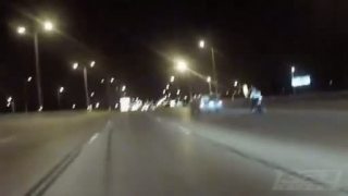 Idiot vodič vs. motorkari