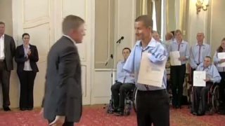 Bezruký paralympionik zaskočil premiéra Fica