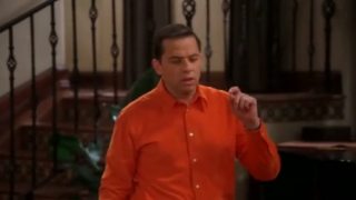Dva a Pol Chlapa - Charlie a Alan sa hádajú pre peniaze