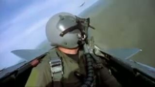 Video : Pilot na stíhačke a UFO