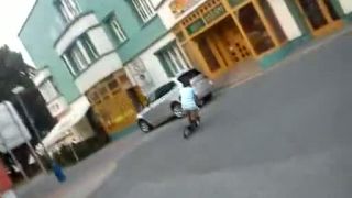 Skok na kolobežke 1.