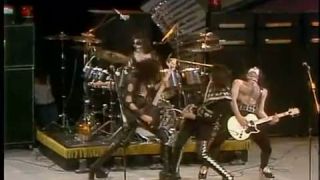 Kiss - Black Diamond (Live)