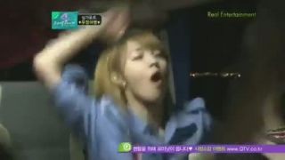 4minute a ich Gangnam style v buse