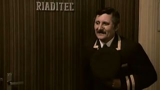 Spadla z oblakov - 06. Otec to zariadi