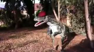 Realisticky urobený dinosaurus