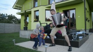 Harmonikári Tono Molčan & Erik Kolarčík na Music & Grill Par