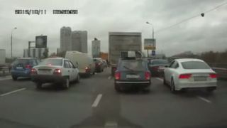 Audi vs. Lada