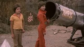 Spadla z oblakov - 09. Operácia Púpava